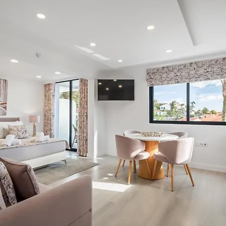 Camacho By Homie * Funchal (Madeira)