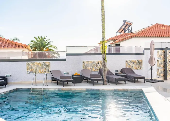 Camacho By Homie Funchal (Madeira)