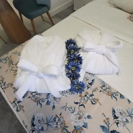 Camacho By Homie Apartman